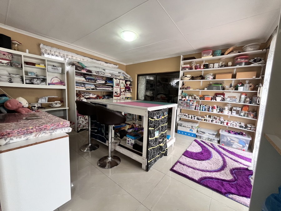4 Bedroom Property for Sale in Dana Bay Western Cape